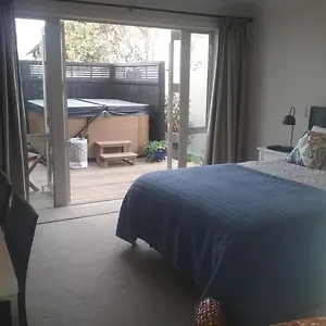 Bed & Breakfast Alfred's@115